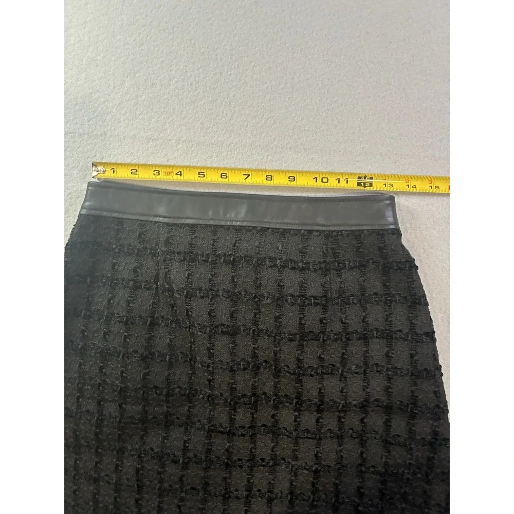 Express Women's 4 High Waist Tweed Mini Skirt Faux Leather & Button Detail Black